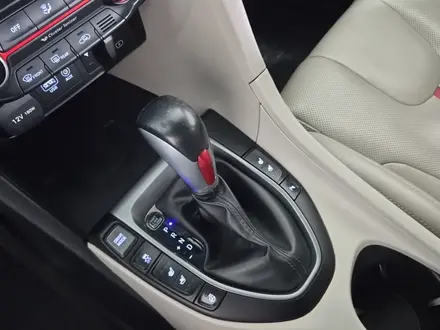 Hyundai Veloster 2018 года за 7 390 000 тг. в Астана – фото 21