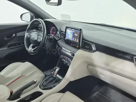 Hyundai Veloster 2018 года за 7 390 000 тг. в Астана – фото 12