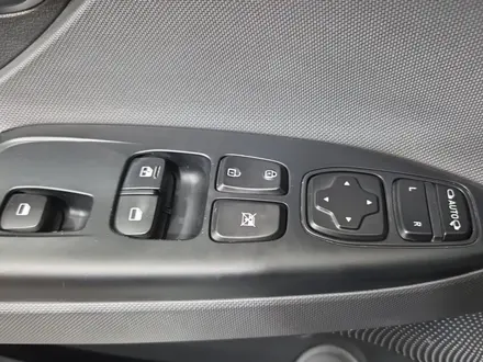 Hyundai Veloster 2018 года за 7 390 000 тг. в Астана – фото 14
