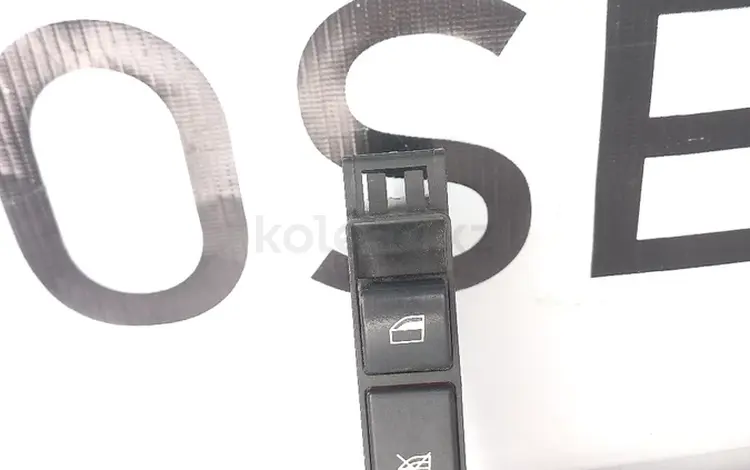 Кнопки стеклоподъемника BMW E46 за 3 000 тг. в Алматы