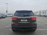 Toyota Highlander 2019 года за 15 500 000 тг. в Алматы – фото 4