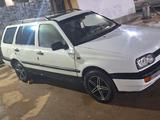 Volkswagen Golf 1994 года за 1 100 000 тг. в Сарыагаш – фото 3