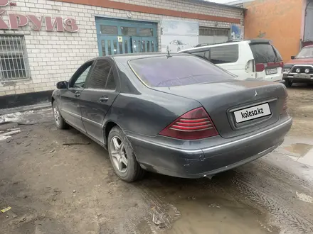 Mercedes-Benz S 400 2001 года за 3 500 000 тг. в Павлодар – фото 4