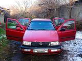 Volkswagen Vento 1995 года за 1 495 000 тг. в Алматы