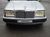 Mercedes-Benz E 200 1994 годаүшін1 500 000 тг. в Караганда – фото 3