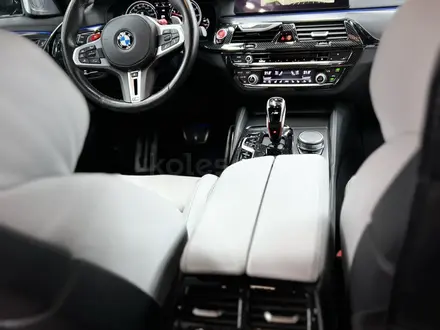 BMW M5 2018 года за 41 000 000 тг. в Астана – фото 9