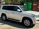Toyota Land Cruiser 2019 года за 31 500 000 тг. в Алматы – фото 4
