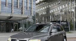 Volkswagen Touareg 2008 года за 7 200 000 тг. в Алматы