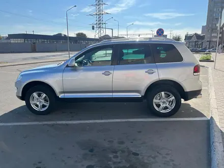 Volkswagen Touareg 2008 года за 7 800 000 тг. в Павлодар – фото 5