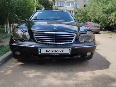 Mercedes-Benz C 180 2000 года за 2 500 000 тг. в Уральск – фото 2