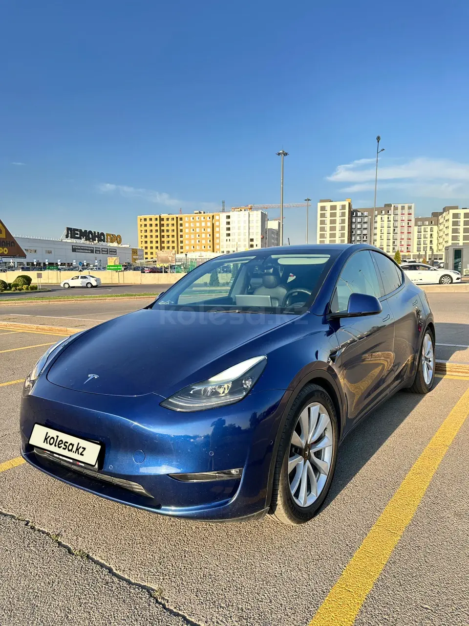 Tesla Model Y, 2021