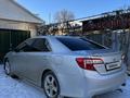 Toyota Camry 2014 года за 8 300 000 тг. в Актобе – фото 7