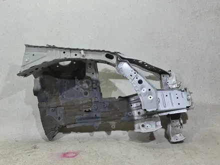 Ланжирон без передней стойкий (правый) на Camry 70 за 350 000 тг. в Актобе – фото 2