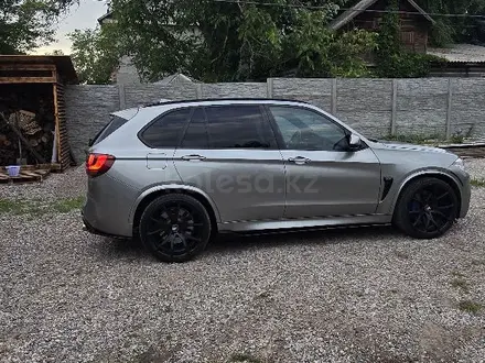 BMW X5 M 2016 года за 19 000 000 тг. в Алматы – фото 12