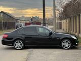 Mercedes-Benz E 200 2010 годаүшін8 490 000 тг. в Костанай – фото 3