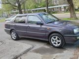 Volkswagen Vento 1993 года за 1 700 000 тг. в Тараз – фото 4