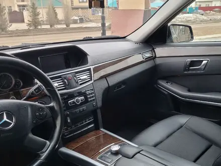 Mercedes-Benz E 200 2012 года за 11 500 000 тг. в Астана – фото 26