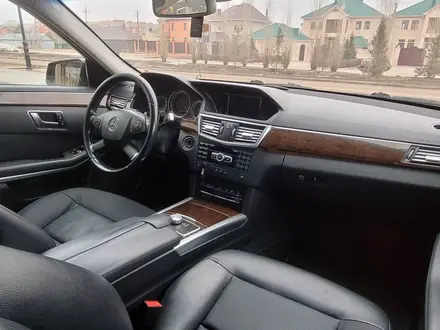 Mercedes-Benz E 200 2012 года за 11 500 000 тг. в Астана – фото 27