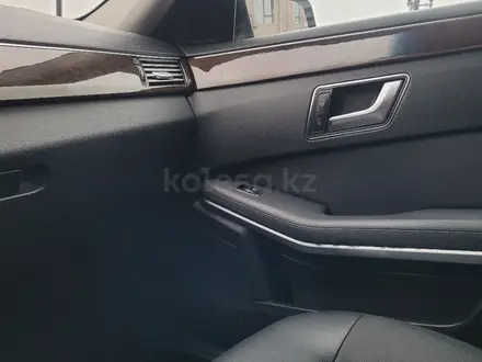 Mercedes-Benz E 200 2012 года за 11 500 000 тг. в Астана – фото 34