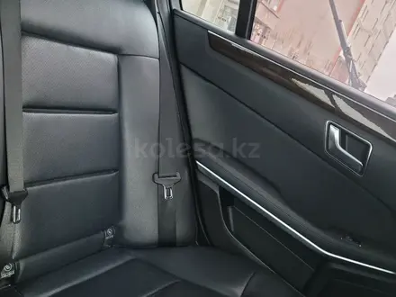 Mercedes-Benz E 200 2012 года за 11 500 000 тг. в Астана – фото 36