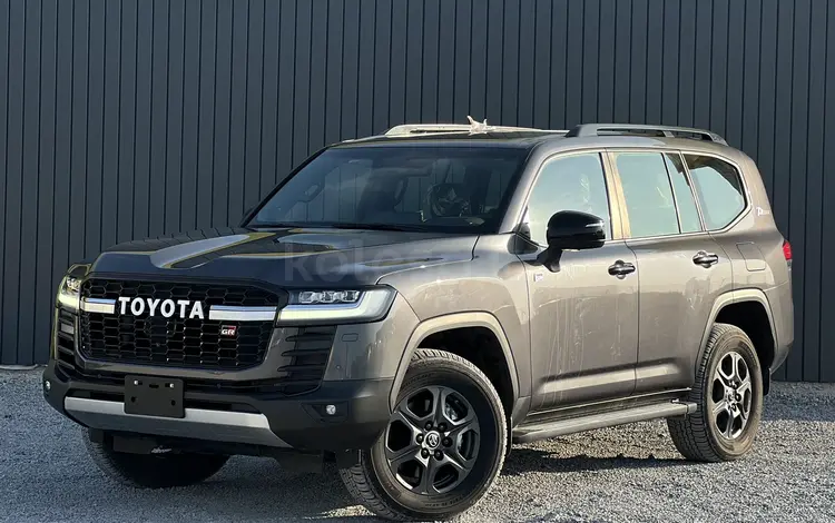 Toyota Land Cruiser Premium 2021 года за 58 500 000 тг. в Актобе