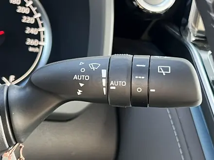 Toyota Land Cruiser Premium 2021 года за 58 500 000 тг. в Актобе – фото 24