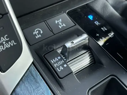 Toyota Land Cruiser Premium 2021 года за 58 500 000 тг. в Актобе – фото 33