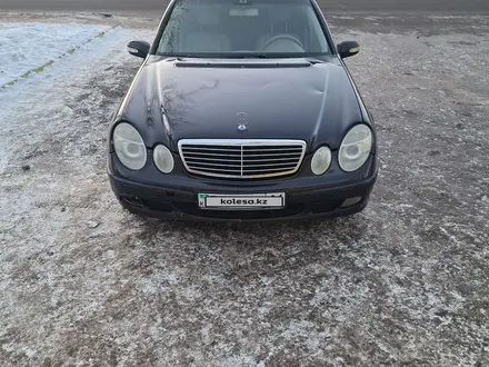 Mercedes-Benz E 220 2002 года за 3 600 000 тг. в Павлодар – фото 3