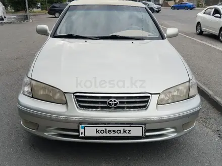 Toyota Camry 2000 года за 2 900 000 тг. в Шымкент – фото 16