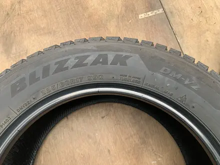 Шины зимние Bridgestone 225/60 R17 (пара) за 50 000 тг. в Алматы – фото 3