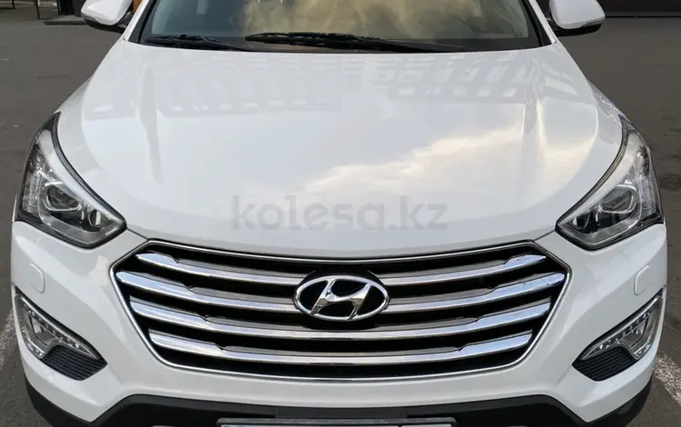 Hyundai Santa Fe 2012 годаfor11 000 000 тг. в Актау