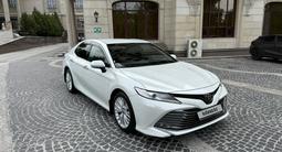 Toyota Camry 2020 года за 16 500 000 тг. в Алматы