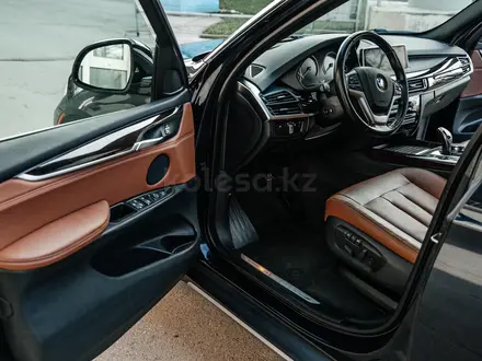 BMW X5 2018 года за 22 000 000 тг. в Алматы – фото 22