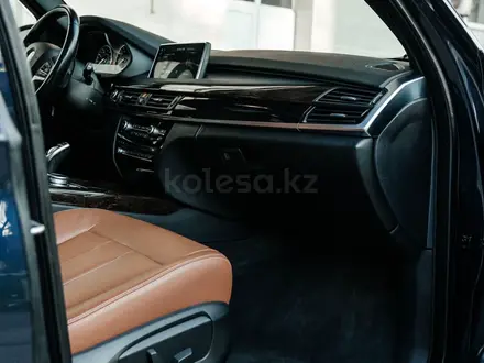 BMW X5 2018 года за 22 000 000 тг. в Алматы – фото 31