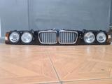 BMW E34 Фара и Решетка за 35 000 тг. в Шымкент