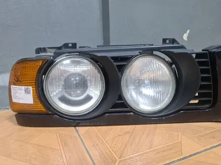 BMW E34 Фара и Решетка за 35 000 тг. в Шымкент – фото 2
