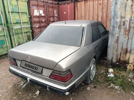 Mercedes-Benz E 300 1991 года за 670 000 тг. в Алматы – фото 3