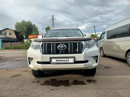 Toyota Land Cruiser Prado 2018 года за 30 000 000 тг. в Астана