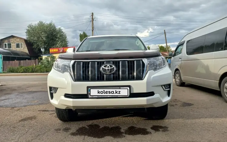 Toyota Land Cruiser Prado 2018 года за 30 000 000 тг. в Астана
