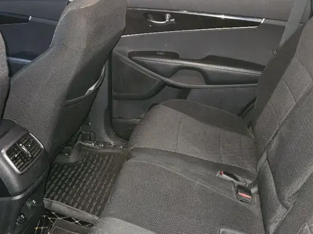 Kia Sorento 2015 года за 8 999 999 тг. в Астана – фото 6