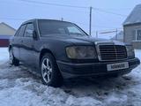 Mercedes-Benz E 260 1992 года за 1 500 000 тг. в Уральск