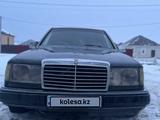 Mercedes-Benz E 260 1992 года за 1 600 000 тг. в Уральск – фото 5