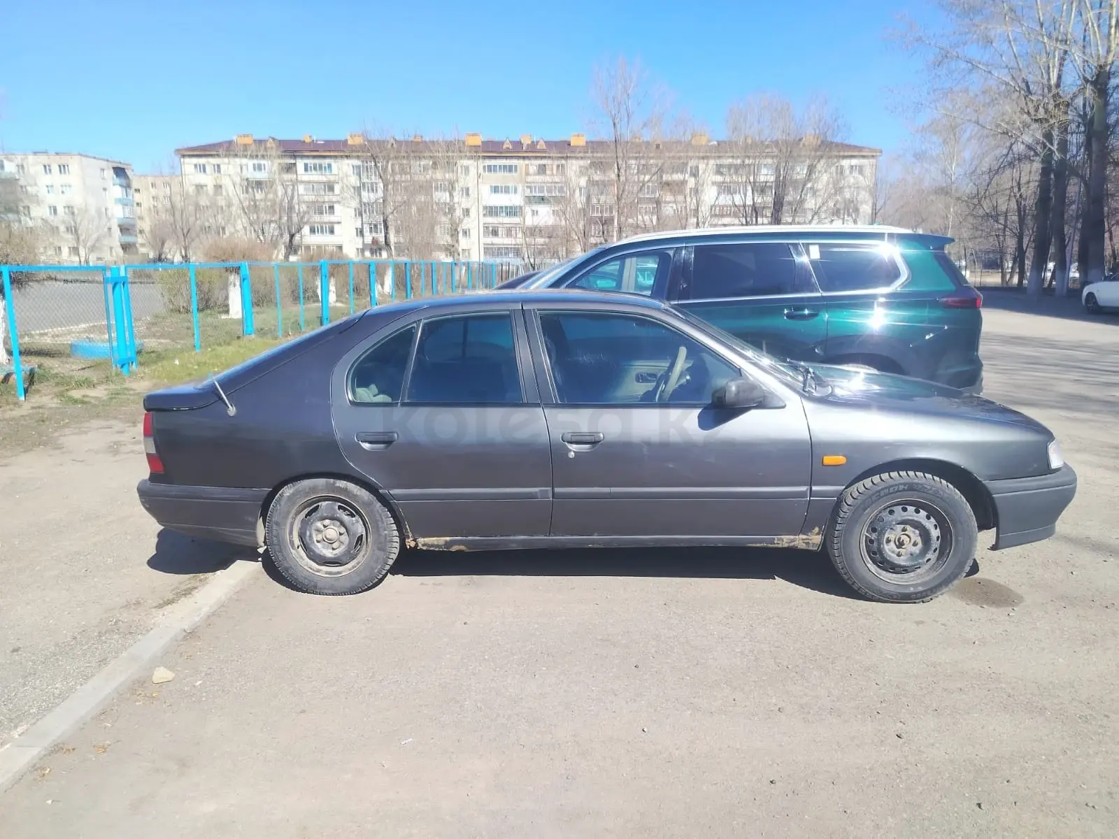 Nissan Primera, 1992
