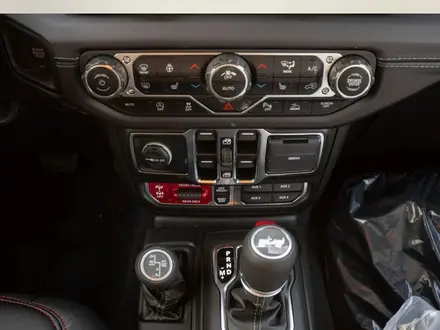 Jeep Wrangler Rubicon X 2026 года за 43 900 000 тг. в Алматы – фото 9