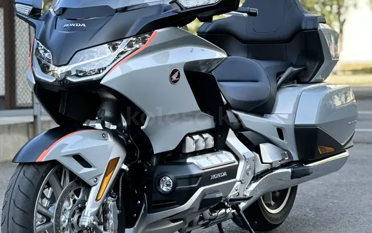 Honda  gold wing 2021 года за 16 000 000 тг. в Астана