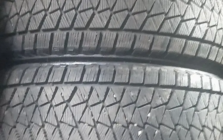 Шины 2156017 комплект Bridgestoneүшін140 000 тг. в Алматы