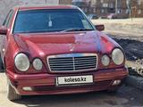 Mercedes-Benz E 230 1997 года за 2 200 000 тг. в Караганда