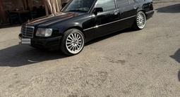 Mercedes-Benz E 320 1995 года за 2 500 000 тг. в Алматы – фото 3