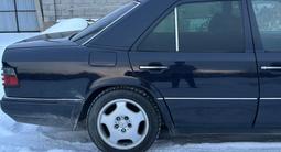 Mercedes-Benz E 280 1995 годаfor1 900 000 тг. в Алматы – фото 4