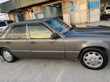 Mercedes-Benz E 230 1991 года за 2 000 000 тг. в Жаркент